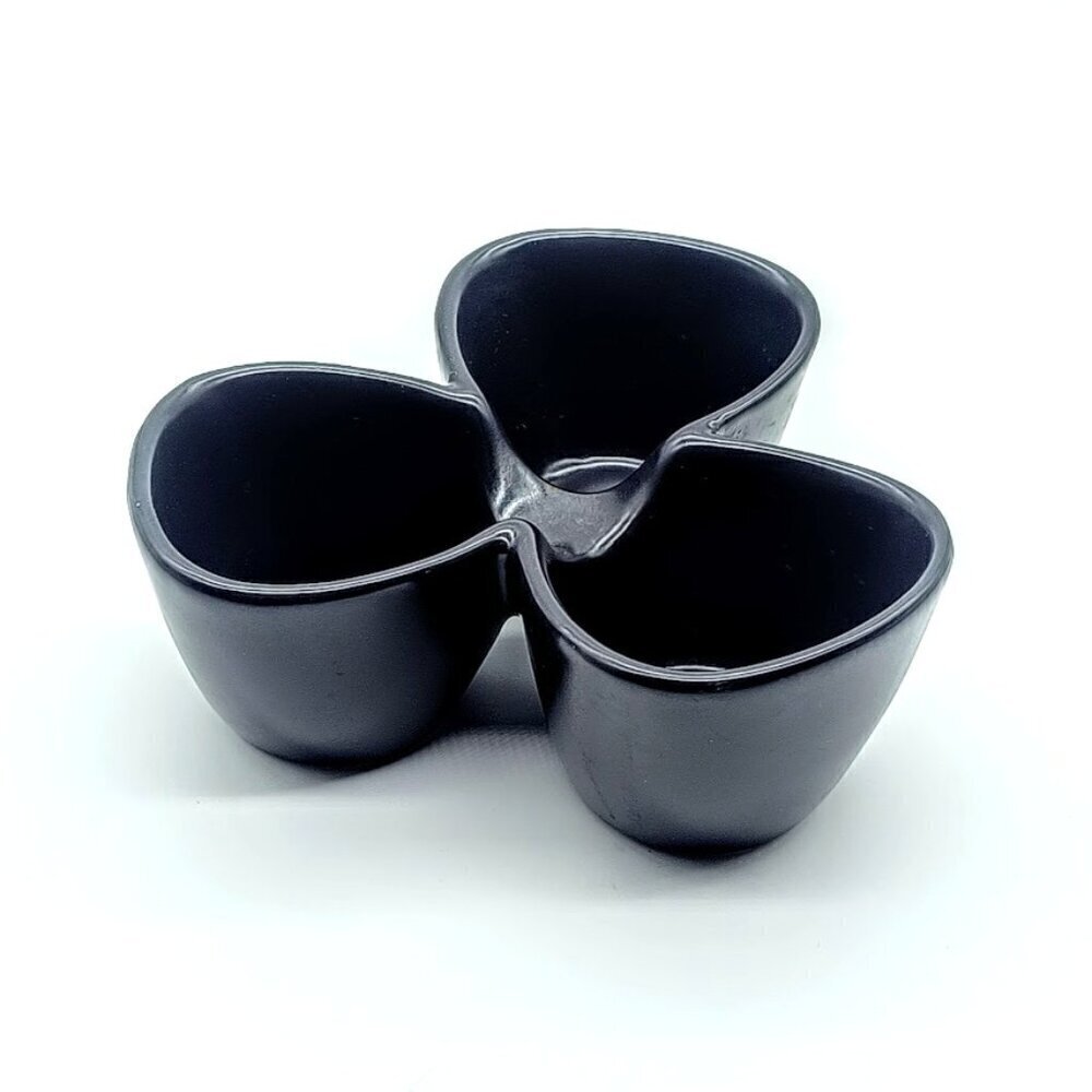 Matte Grey Triple Clover Ceramic Candle Holder